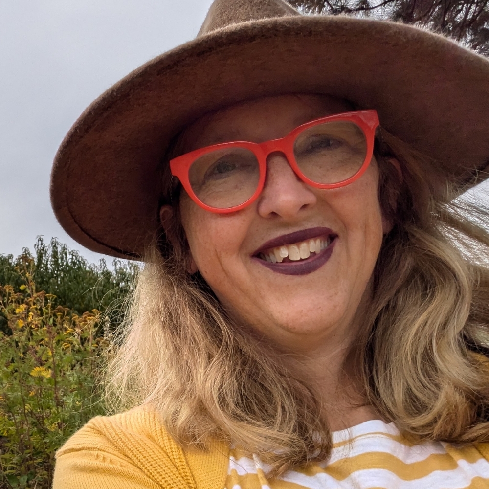 Meet your Posher, Megan